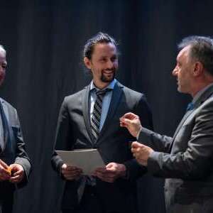 VDS-Präsident André Keil (r.), Preisträger Neven Subotic (Mitte) und VDS-Ehrenpräsident Erich Laaser (Foto: Edith Geuppert)